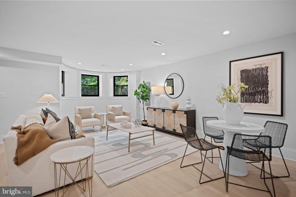 Dining room, Interior, Living room, Recessed Lighting, Wood Texture Flooring