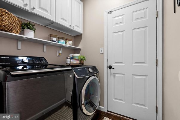 Interior, Washer