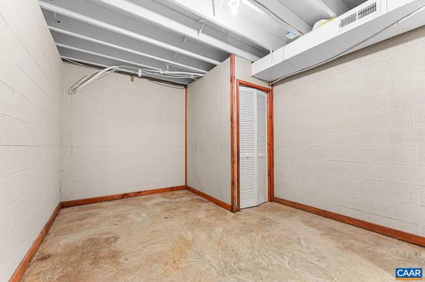 Garage, Interior, Stone Walls