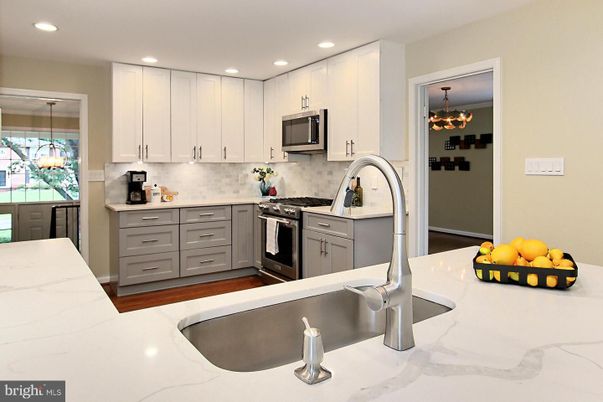 Interior, Kitchen, Pendant Lights, Recessed Lighting