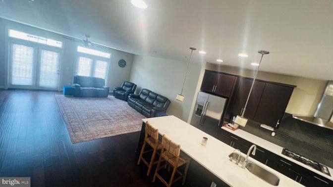 Interior, Kitchen, Living room, Pendant Lights, Recessed Lighting, Stainless Steel Appliances, Wood Texture Flooring