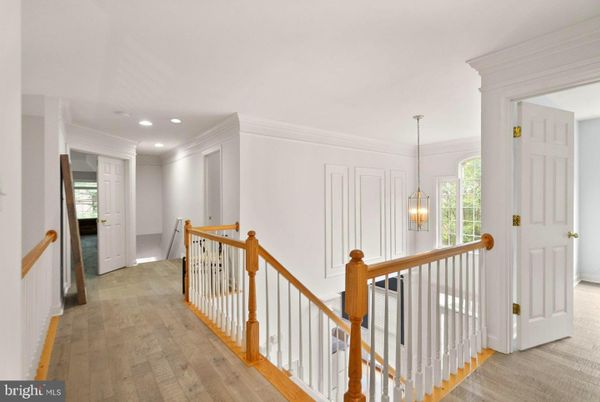 Interior, Pendant Lights, Recessed Lighting, Wood Texture Flooring