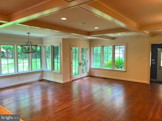 Chandelier, Empty room, Interior, Pendant Lights, Recessed Lighting, Wood Texture Flooring