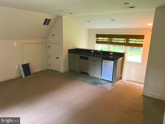 Empty room, Interior, Kitchen, Recessed Lighting