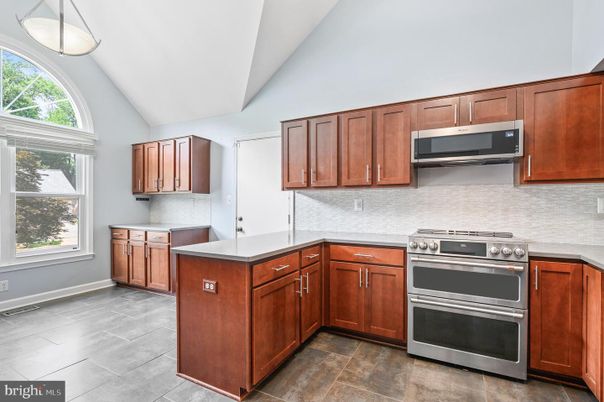 Interior, Kitchen, Stainless Steel Appliances