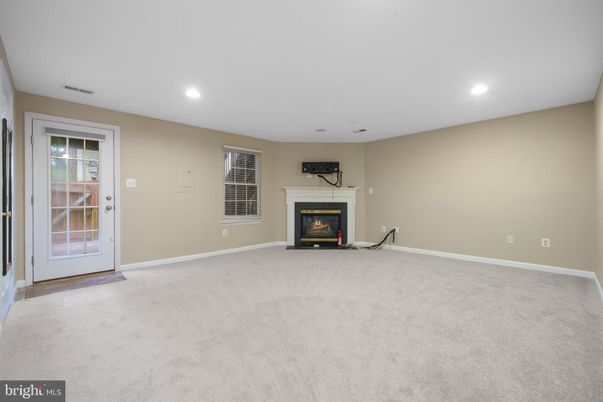 Empty room, Fireplace, Interior, Recessed Lighting