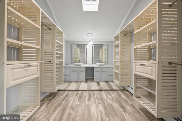 Bathroom, Dual Sink Vanities, Interior, Pendant Lights, Wood Texture Flooring