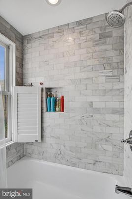 Bathroom, Interior, Marble Walls, Recessed Lighting