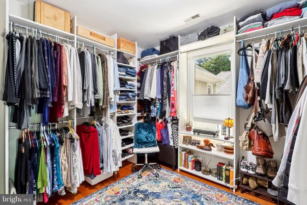 Interior, Walk-in Closets, Wood Texture Flooring