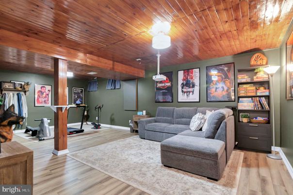Fitness Equipment, Interior, Wooden Ceilings, Wood Texture Flooring