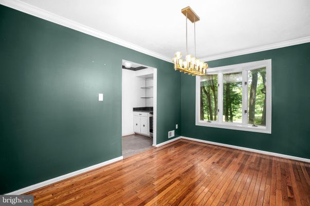 Empty room, Interior, Pendant Lights, Wood Texture Flooring