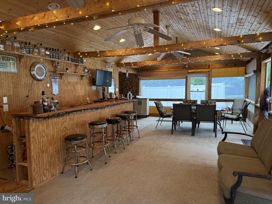 Dining room, Interior, Recessed Lighting, Wooden Beams, Wooden Ceilings, Wooden Walls