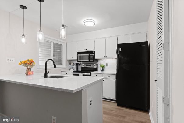 Interior, Kitchen, Pendant Lights, Stainless Steel Appliances, Wood Texture Flooring