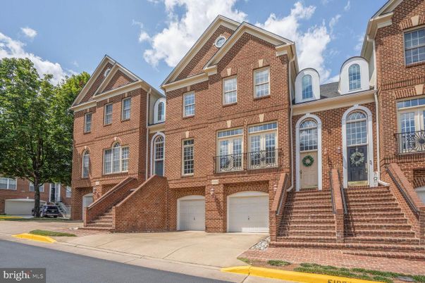 Attached, Exterior, Facade, Brick Facade, Rowhouse