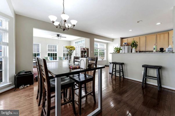Chandelier, Dining room, Interior, Kitchen, Recessed Lighting, Wood Texture Flooring