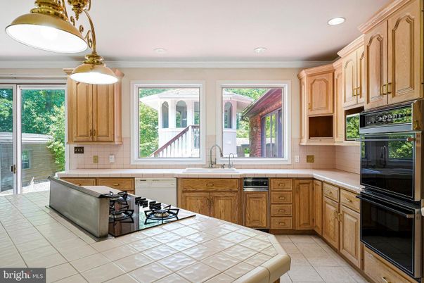 Interior, Kitchen, Recessed Lighting, Tile Countertops