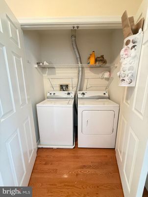 Interior, Utility Closets, Washer, Wood Texture Flooring