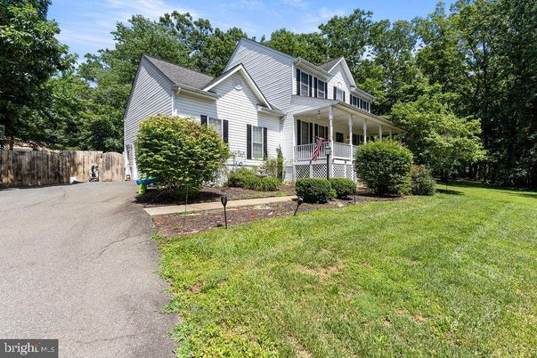Backyard, Exterior, Facade, Farmhouse