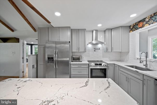 Interior, Kitchen, Recessed Lighting, Stainless Steel Appliances, Wooden Beams
