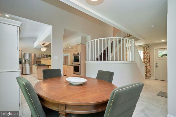 Dining room, Interior, Kitchen, Marble, Recessed Lighting, Stainless Steel Appliances