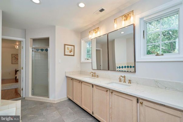 Bathroom, Dual Sink Vanities, Glass Shower, Interior, Recessed Lighting