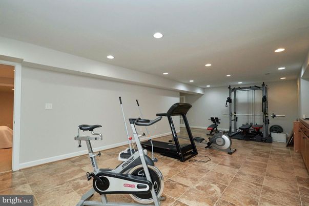 Fitness Equipment, Interior, Recessed Lighting
