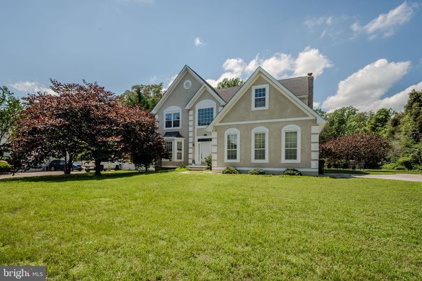 Backyard, Exterior, Facade, Queen Anne Victorian