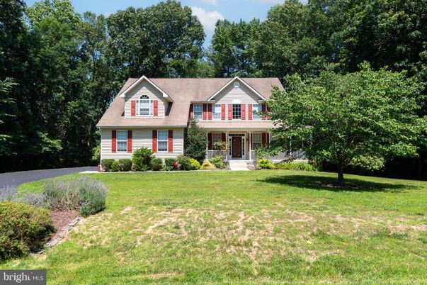 Backyard, Exterior, Facade, Farmhouse
