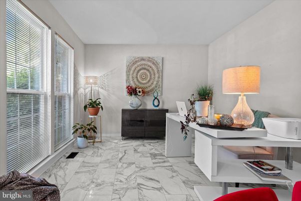 Interior, Marble