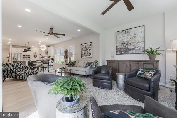Dining room, Interior, Kitchen, Living room, Pendant Lights, Recessed Lighting, Stainless Steel Appliances, Wood Texture Flooring
