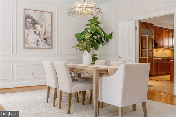 Dining room, Interior, Kitchen, Recessed Lighting, Wood Texture Flooring