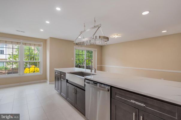 Chandelier, Interior, Kitchen, Recessed Lighting
