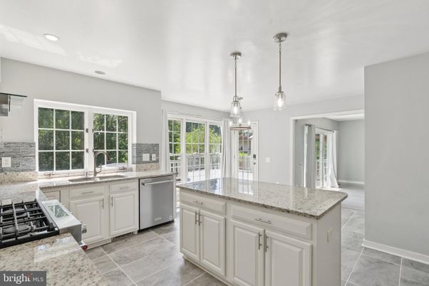 Interior, Kitchen, Pendant Lights, Recessed Lighting