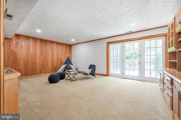 Interior, Recessed Lighting, Wooden Walls