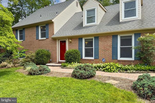Exterior, Facade, Brick Facade, Cape Cod