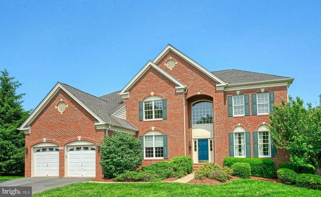 Attached, Exterior, Facade, Brick Facade, Brick Traditional
