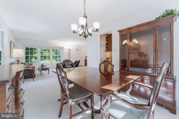 Chandelier, Dining room, Interior