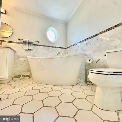 Bathroom, Free Standing Baths, Interior