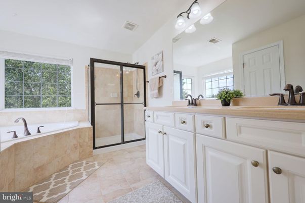 Bathroom, Dual Sink Vanities, Glass Shower, Interior
