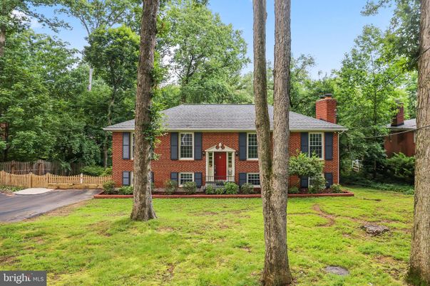 Backyard, Exterior, Facade, Brick Facade, Georgian