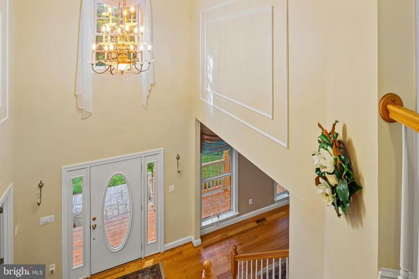 Chandelier, Interior, Wood Texture Flooring