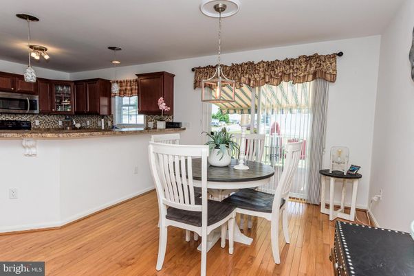 Dining room, Interior, Kitchen, Pendant Lights, Wood Texture Flooring