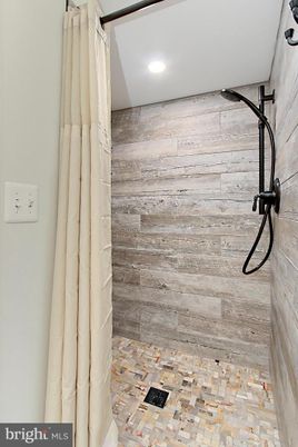 Bathroom, Interior, Recessed Lighting, Wooden Walls