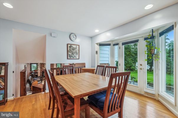 Dining room, Interior, Recessed Lighting, Wood Texture Flooring