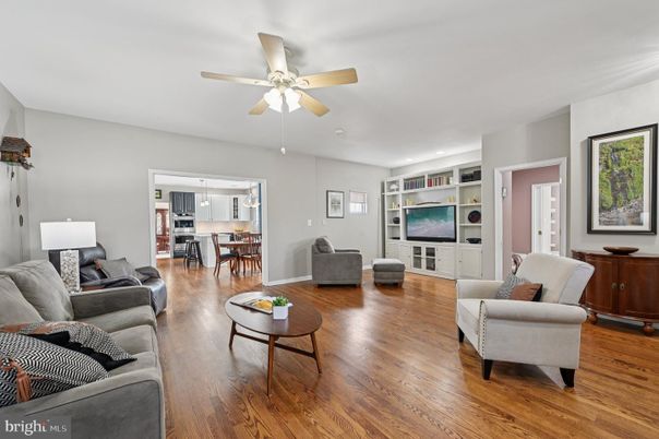 Dining room, Interior, Kitchen, Living room, Recessed Lighting, Stainless Steel Appliances, Wood Texture Flooring