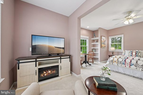 Bedroom, Fireplace, Interior, Living room, Recessed Lighting