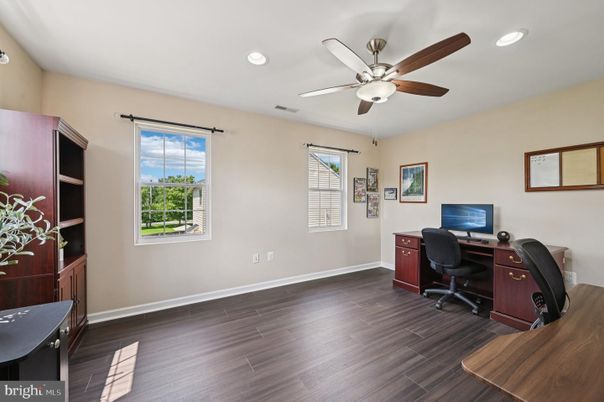 Home Office, Interior, Recessed Lighting, Wood Texture Flooring