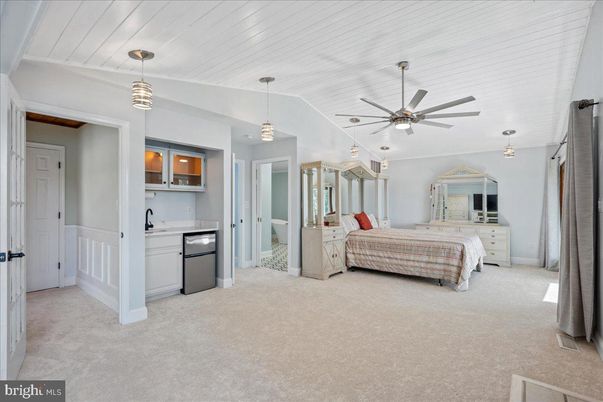 Bedroom, Interior, Pendant Lights
