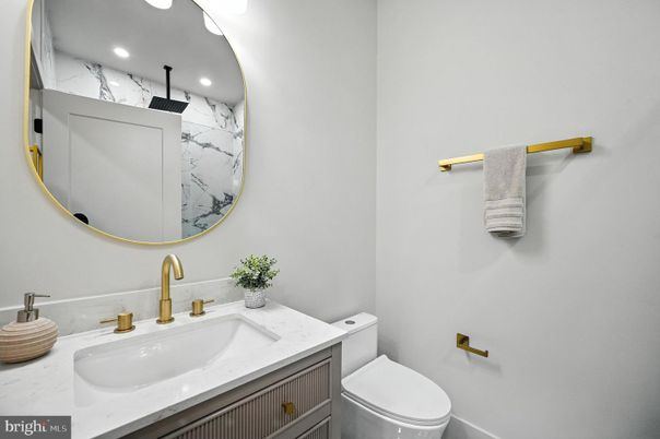 Bathroom, Interior, Marble Walls, Recessed Lighting