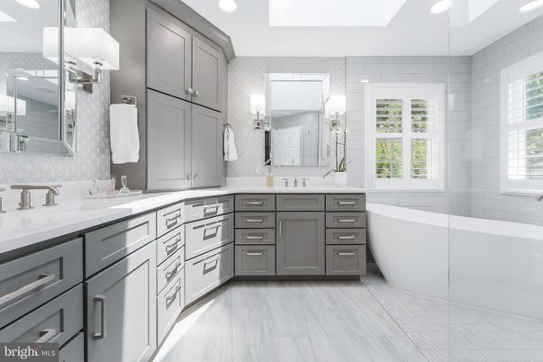 Bathroom, Dual Sink Vanities, Free Standing Baths, Interior, Marble, Recessed Lighting